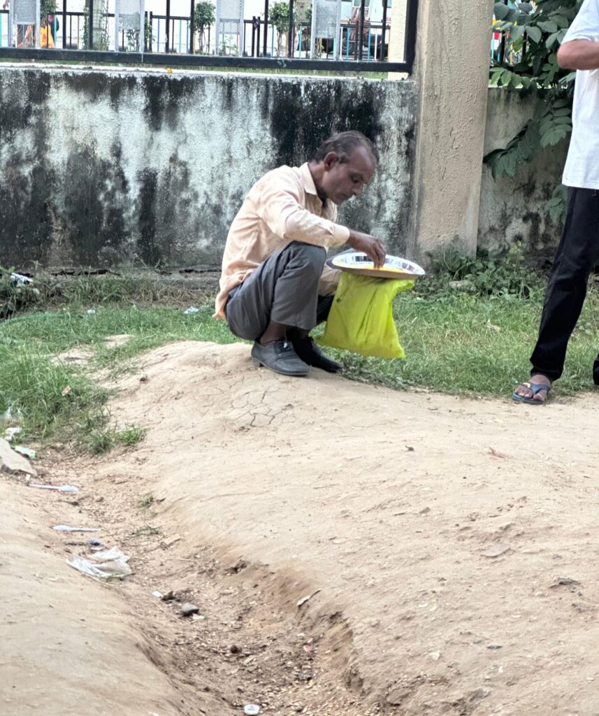 food destribution 02